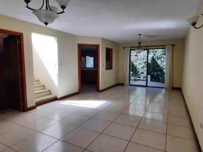 Casa en venta en Guatemala · 3 hab · 220 m²