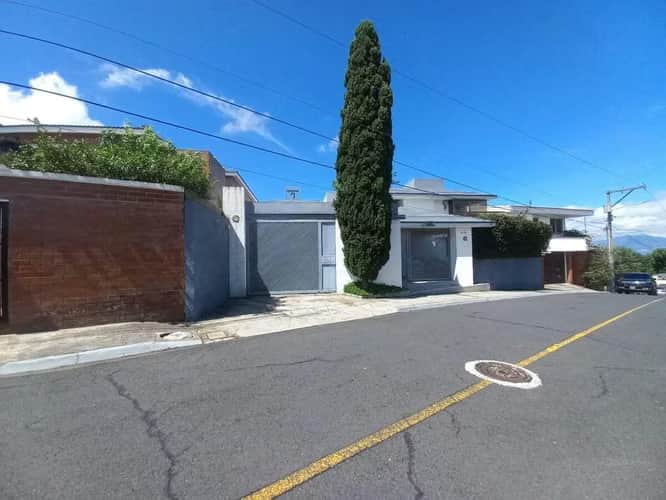 Casa en Venta en Zona 10 Colonia el Prado