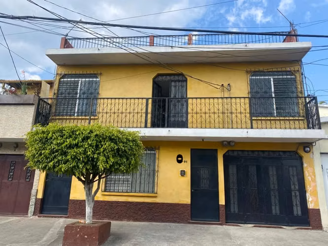 Casa grande en Venta, Monserrat 2, Inversión o Vivienda