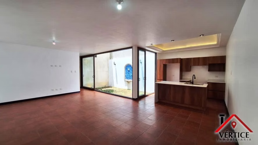 Casa NUEVA de 3 habitaciones en Antigua Gardens, en Venta.