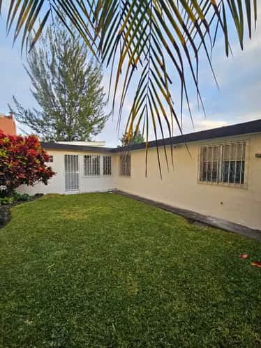 Venta de Casa en Colonia El Maestro de Zona 15