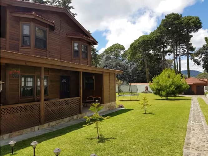 CASA EN VENTA DE LUJO AMUEBLADA EN JARDINES DE SANTIAGO | SACATEPÉQUEZ