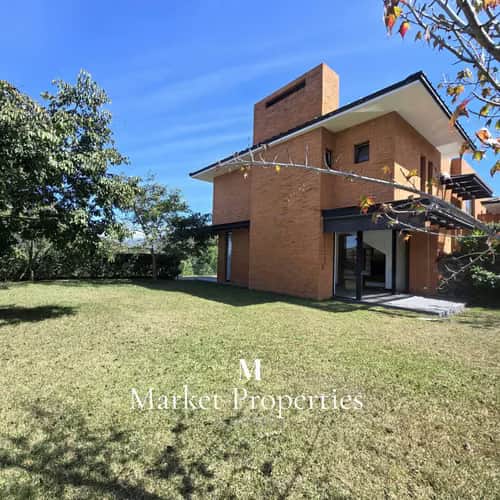 Casa en venta zona 16 Pulte Golf 4 habitaciones