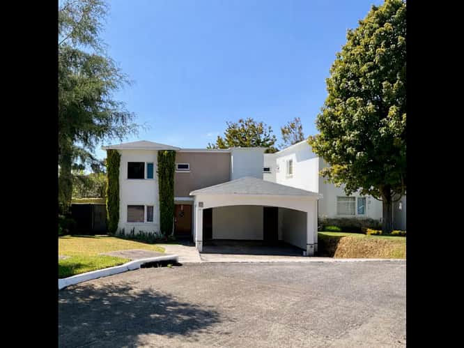 CASA EN VENTA – COND. LA FONTANA II | KM 24.5 CAES