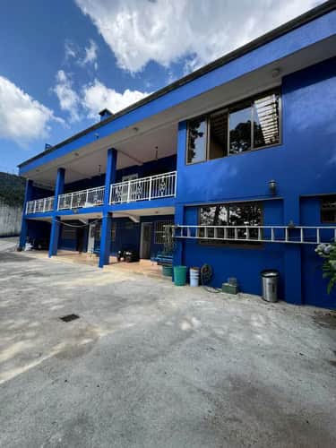 Casa en Venta y Renta Santa Catarina Pinula