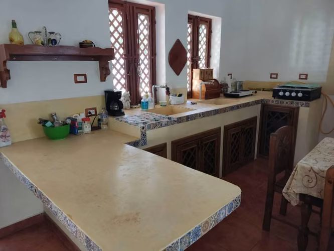 Amplia Casa Quinta con Árboles Frutales y Piscina en Zacapa