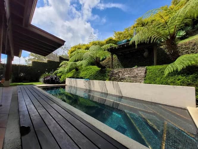 CASA DE LUJO TOTALMENTE REMODELADA COLINAS DE CASTEL KM 20.5 CARRETERA A FRAIJANES PV