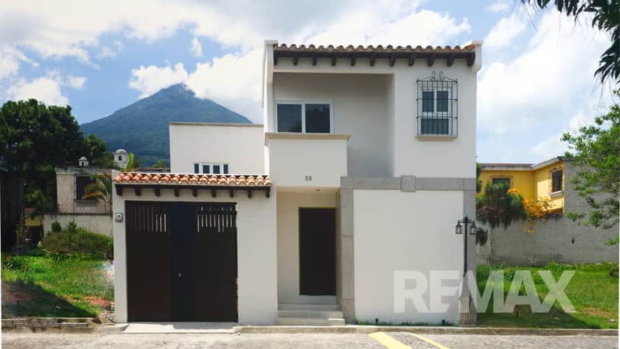 Alameda Don Vicente, Casa en Venta en Ciudad Vieja; cerca de Antigua Guatemala