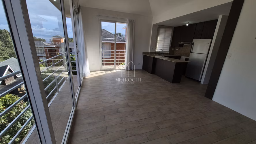 Se vende amplio y moderno apartamento en carretera a El Salvador