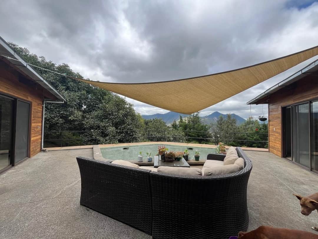 5860 - HOUSE FOR SALE IN ANTIGUA GUATEMALA - MO