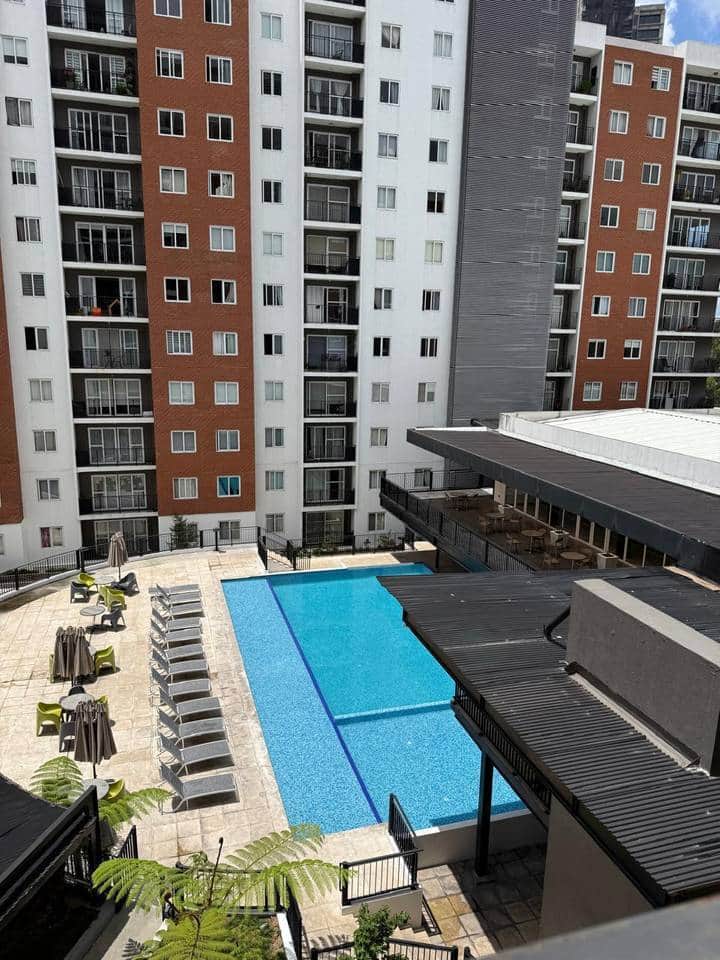 6244 - APARTAMENTO SEMIAMUEBLADO EN VENTA – 2 HAB + VISTA A AMENIDADES | PARQUE ONCE | ZONA 11 -MO (C)
