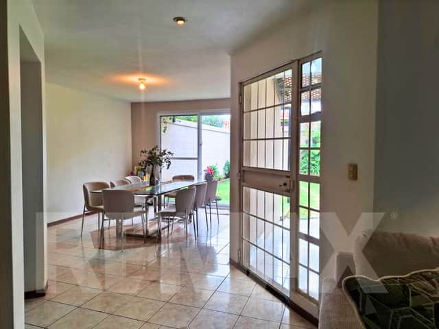 Casa en venta en Zona 8, Mixco · 3 hab