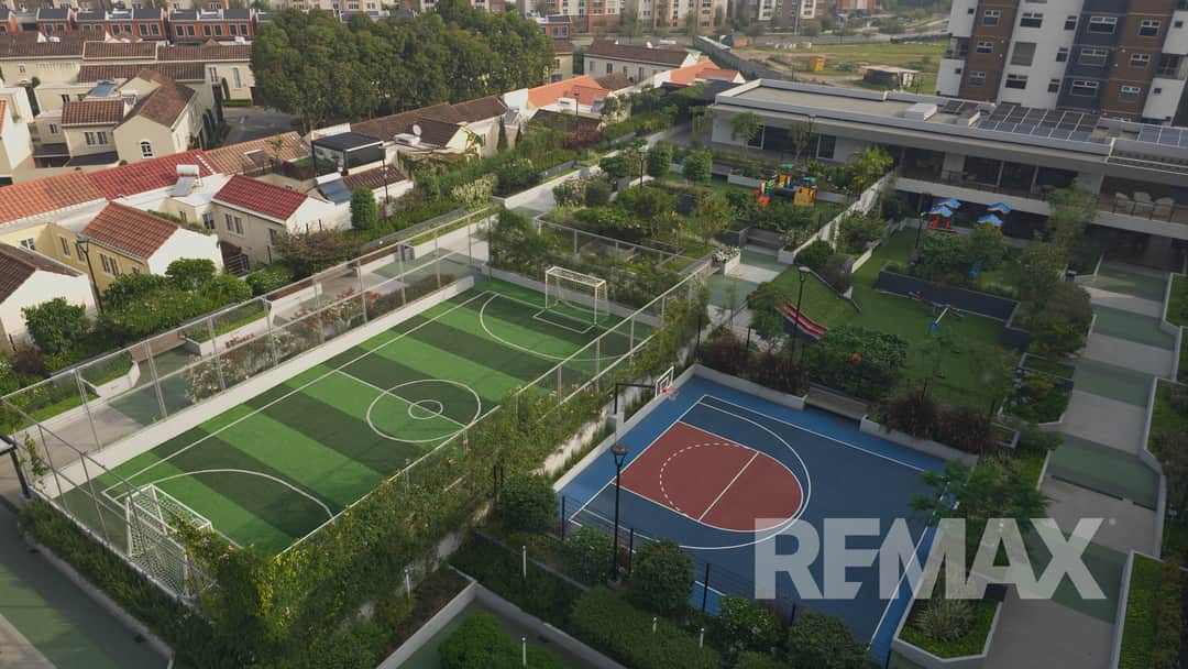 Serena Apartments: Apartment for Rent in Condado Naranjo
