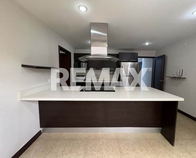 Casa en alquiler en Zona 10, Guatemala · 3 hab
