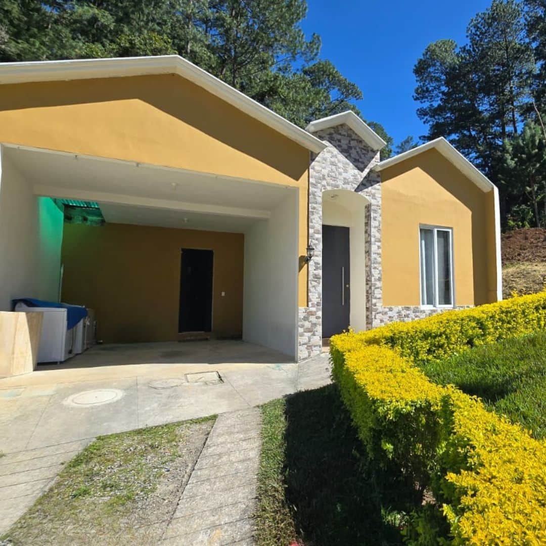 HOUSE FOR SALE – SAN CRISTÓBAL VERAPAZ, ALTA VERAPAZ 3 BEDROOMS | INSIDE A GATED COMMUNITY