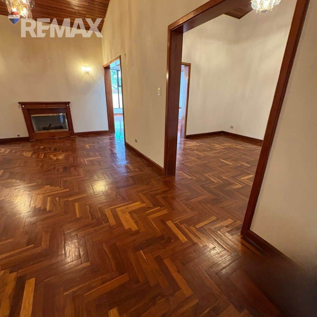HOUSE FOR SALE IN EL HORIZONTE RESIDENTIAL COMPLEX