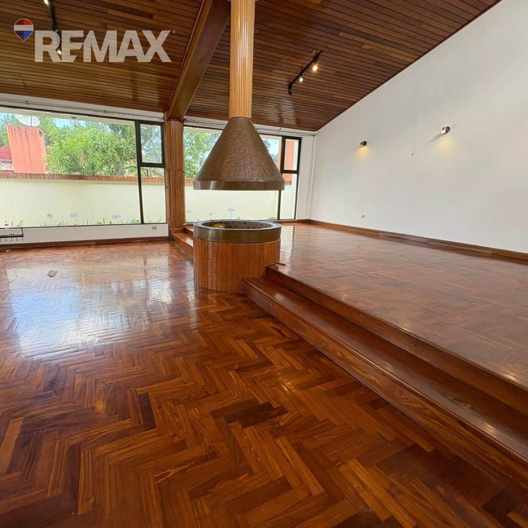 House for rent with bright rooms - 3 bedrooms in El Horizonte residential complex