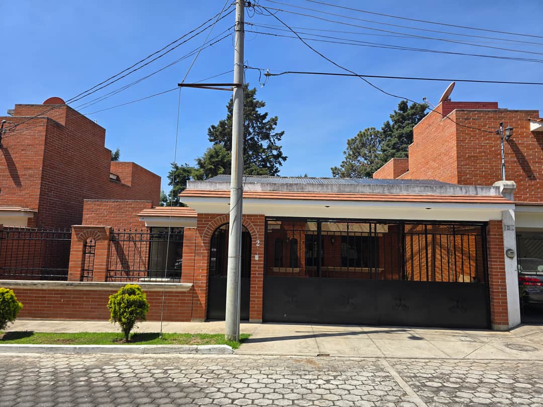 Single-Story Home for Rent in Delco 2 Condominium Across from Interplaza | Spacious Green Areas and Prime Location