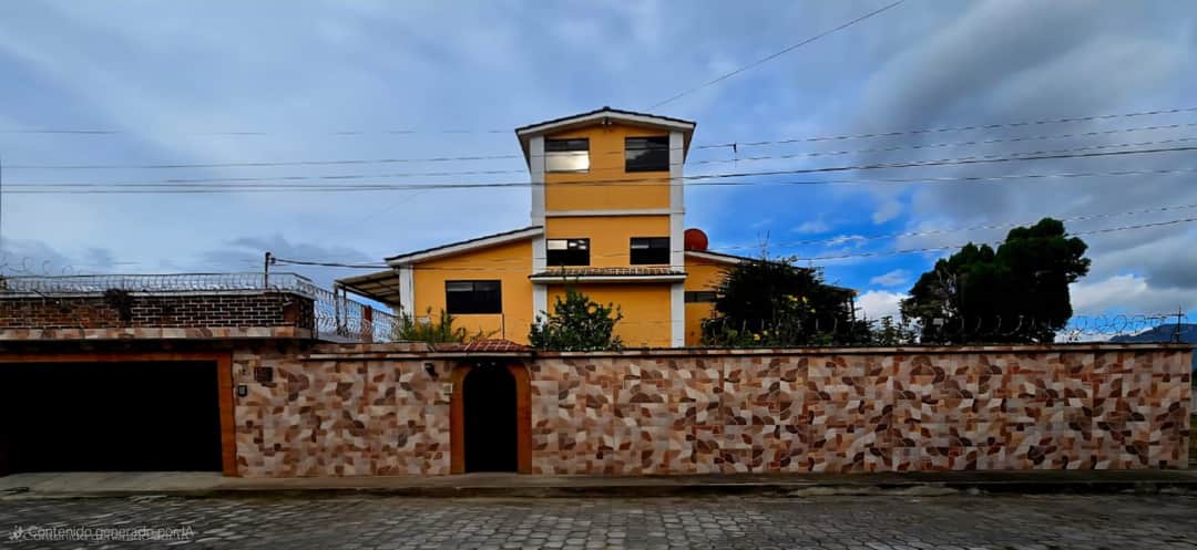 For Sale: Exclusive Residence in Los Cerezos II Gated Community, Quetzaltenango