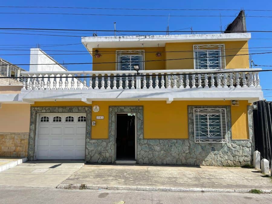 Casa en venta en Mixco