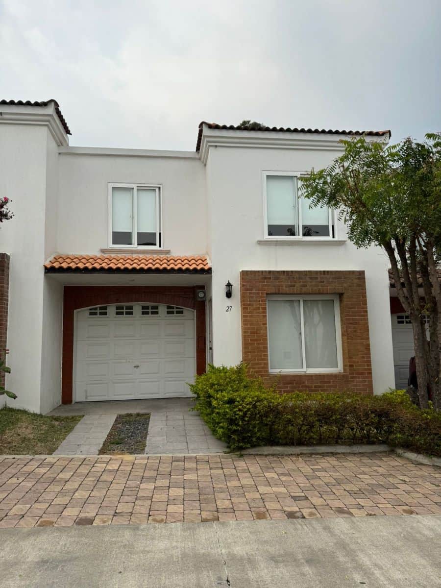 Casa en venta en Villa Nueva