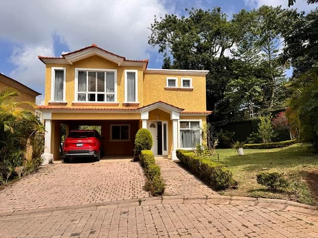 Casa en venta en Fraijanes