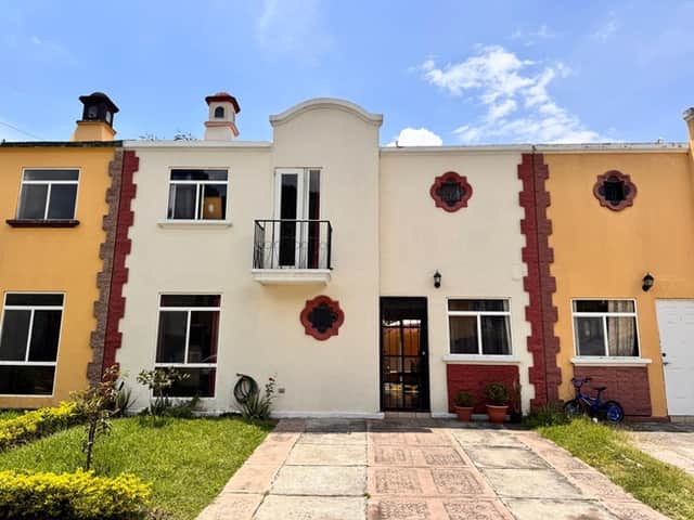 Casa en venta en Villa Canales, Guatemala · 3 hab