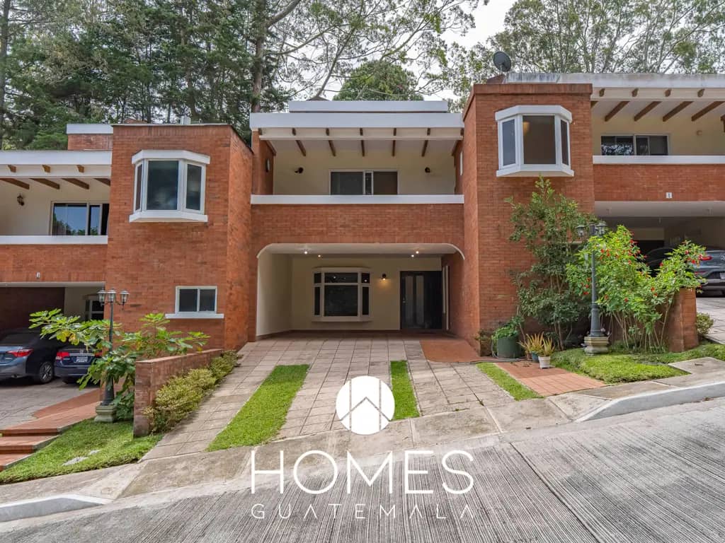 Casa dentro de Condominio en Venta, Muxbal.