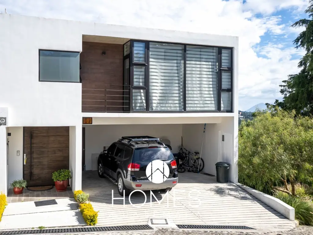 Finca El Santuario - Moderna Casa en Venta, Km 14.5 Carretera a El Salvador