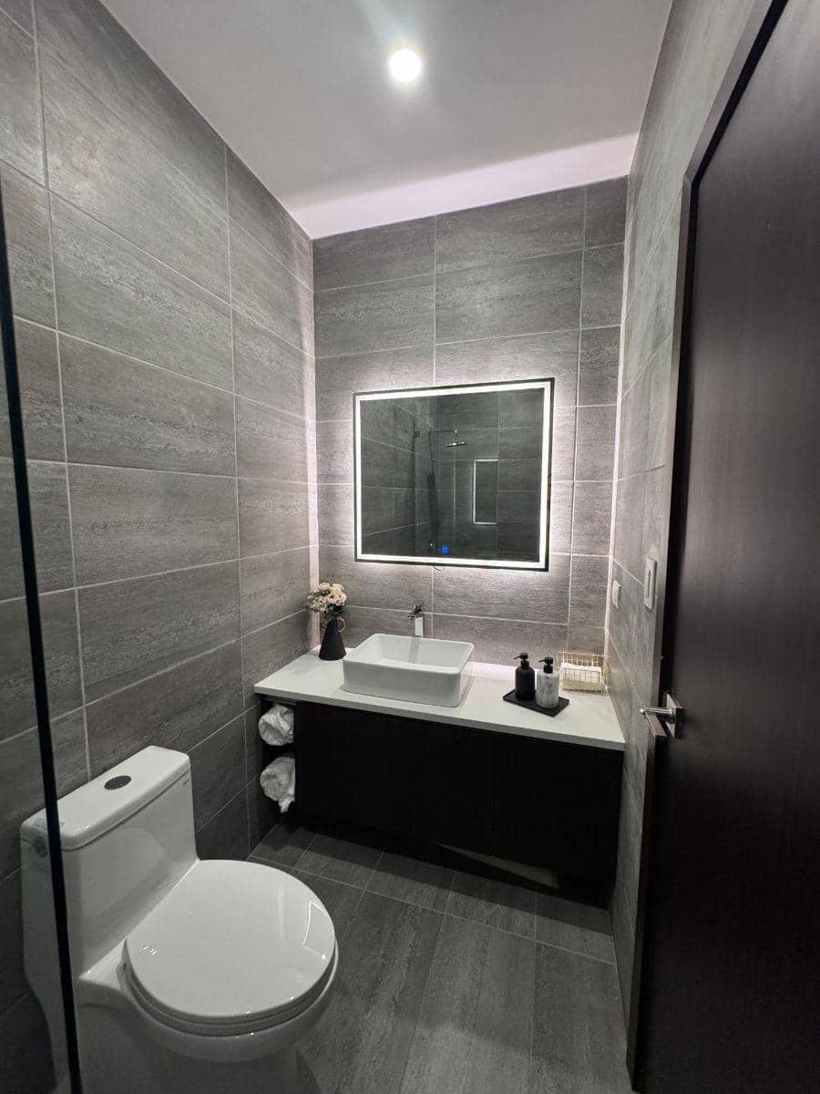 Apartamentos en Preventa en Zona 15, Excelente Ubicacion