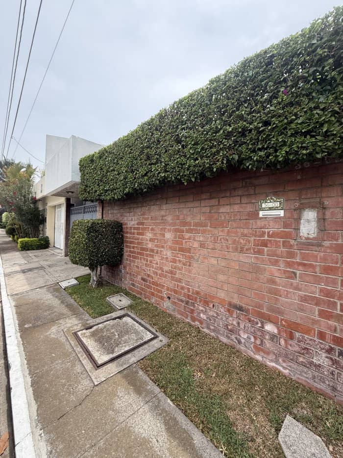 Casa en venta en zonan 11 Utatlán 2 Dentro de garita