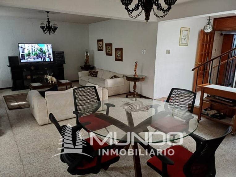 Townhouse en Renta en Zona 15