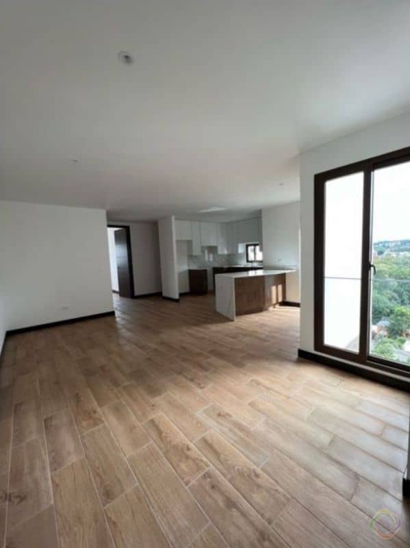 Apartamento en Marques de Oakland zona 10