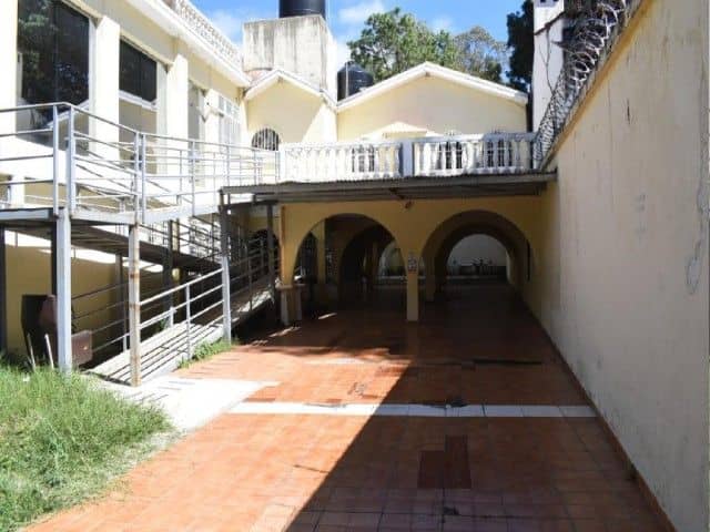 Casa para remodelar en zona 16