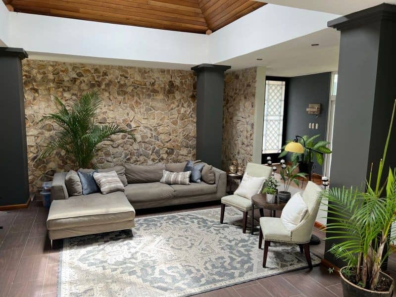Preciosa Casa de 1 Nivel Km 24 Caes