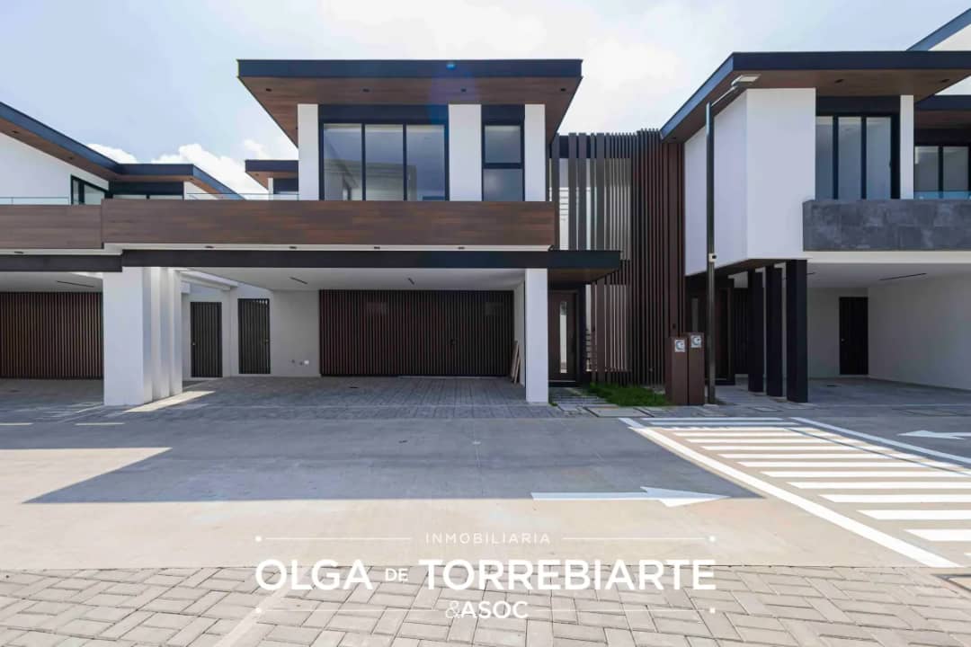 Casa para estrenar Condominio Molié, Zona 10