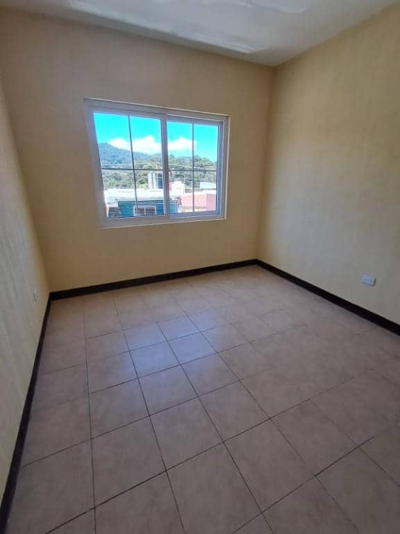 Casa en Venta en Fraijanes, Km 27 Dentro de Condominio, Guatemala