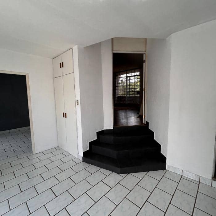 Casa en Alquiler en Residencial de Zona 8 de Mixco, Guatemala