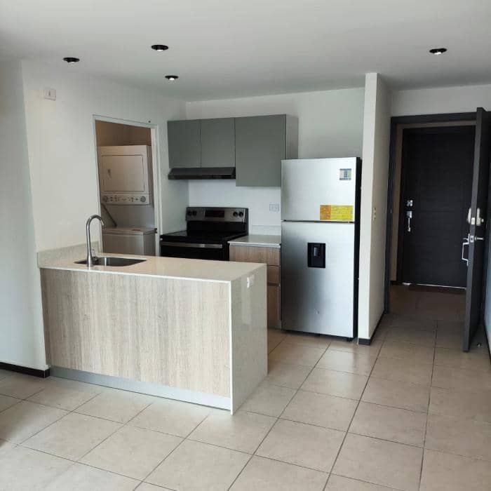 Rento apartamento en zona 11 Parque San Jorge, Guatemala