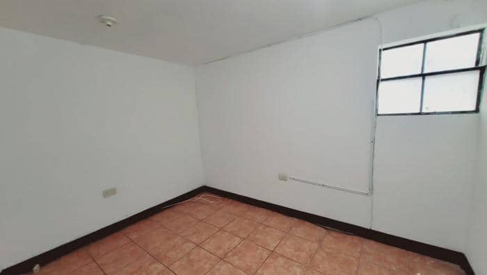 A LAS HOJARASCAS APARTAMENTO DE 2 HAB EN RENTA ENTRADA, Mixco
