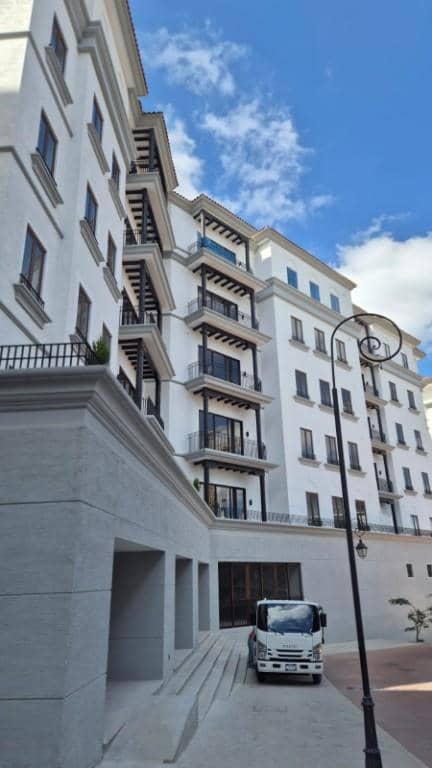 Vendo moderno Apartamento en Nogales de Cayalá zona 16, Ciudad de Guatemala