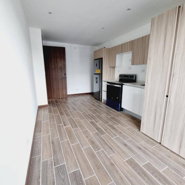 EN VENTA APARTAMENTO PEQUEÑO EN ZONA 14, Guatemala
