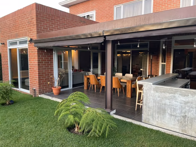 Casa en Venta en Condominio Colinas de Castel