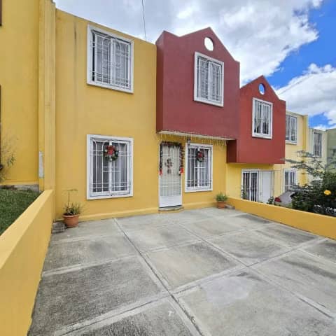 Casa en Venta Alamedas de Santa Clara Villa Nueva