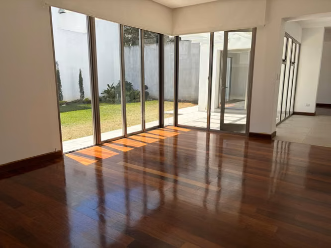 Casa en Venta y Alquiler en San Jose Pinula