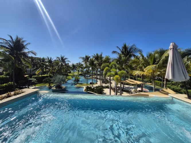 Villa de 2 habitaciones, venta en carretra a Monterrico