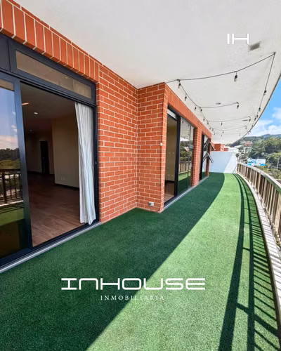 Apartamento en Venta Muxbal Km 8.9 con Amplio Balcon
