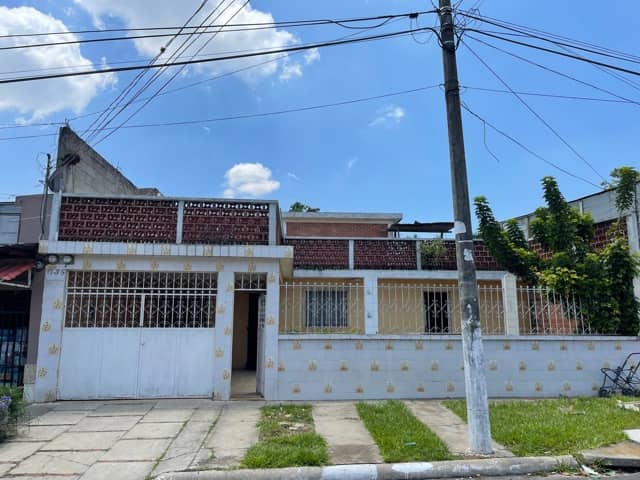 Casa en venta en Mixco