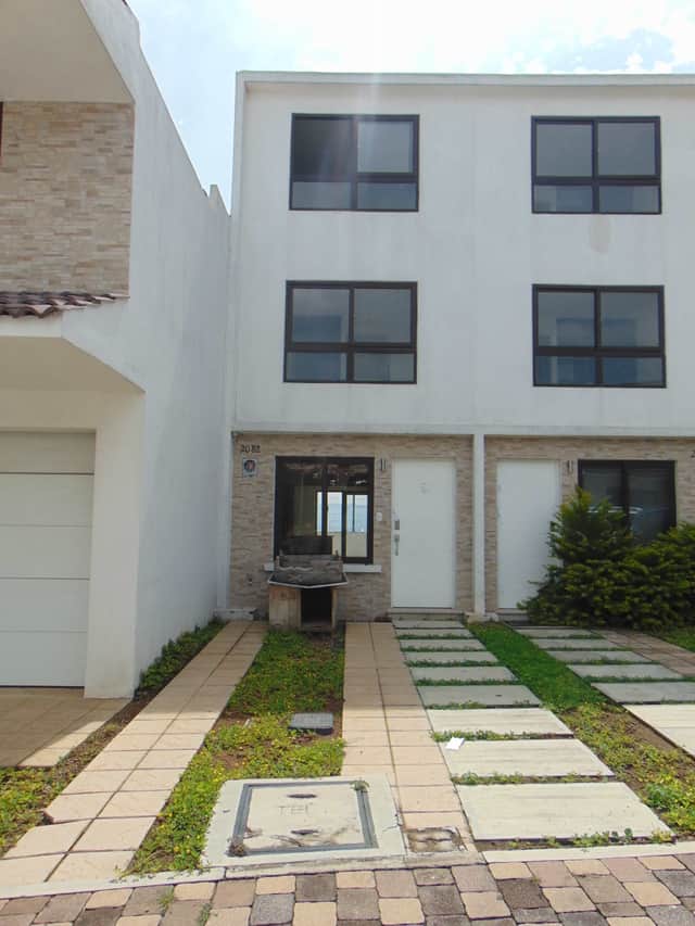Casa en venta en Zona 2, Villa Nueva · 3 hab · 99 m²
