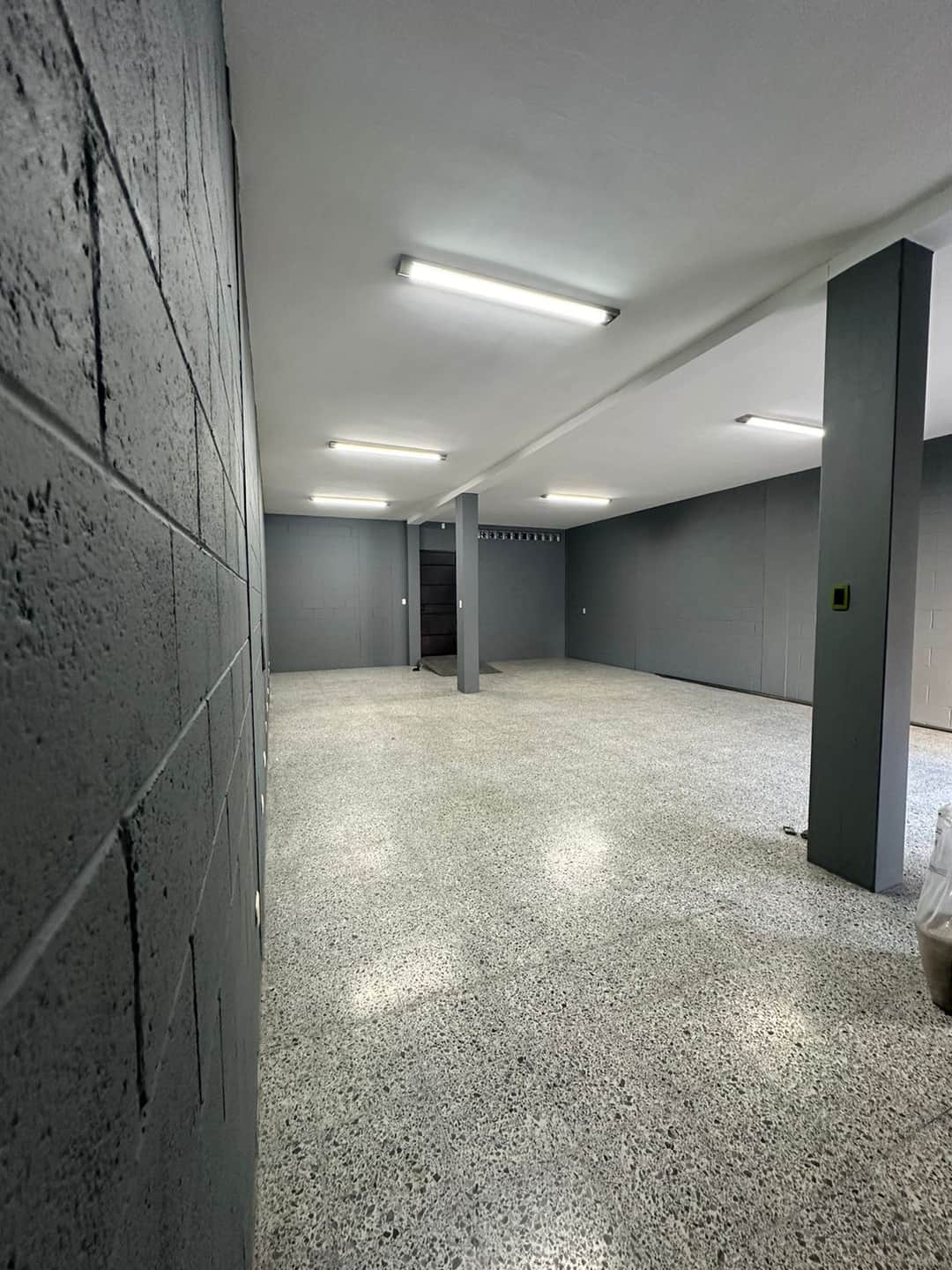 Bodega en zona 12 en alquiler